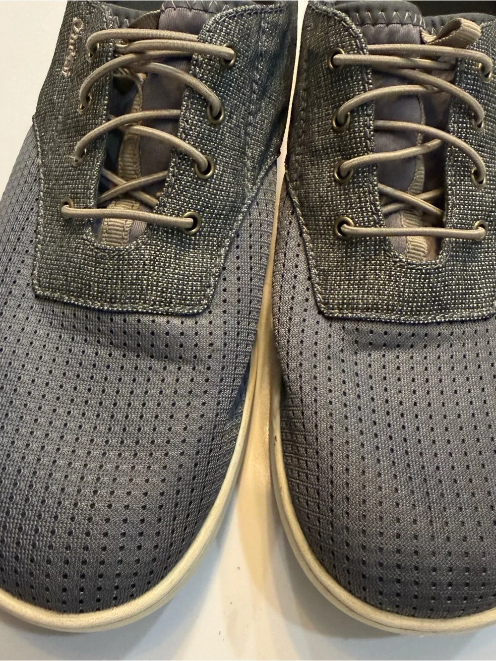 OluKai Nohea Moku Mens Sneaker Shoes Dark Gray Textile Lace Up Comfort Size M8.5